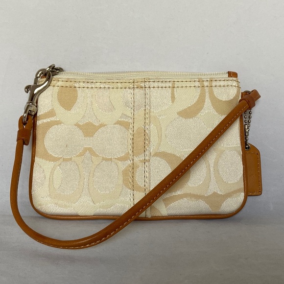 Coach Dragonfly Wristlet - Picture 2 of 4